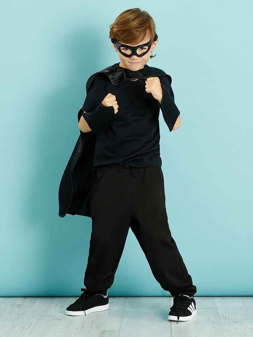 Costume supereroe - nero - Kiabi - 8.00€