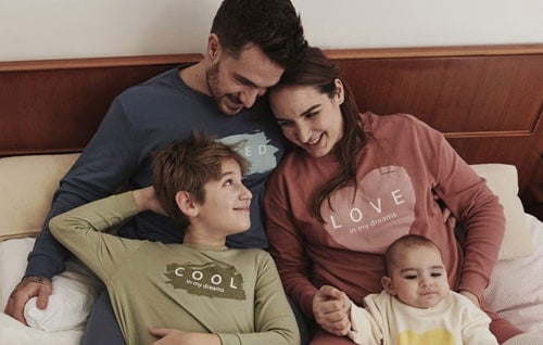 Come scegliere i vestiti giusti per il neonato? 