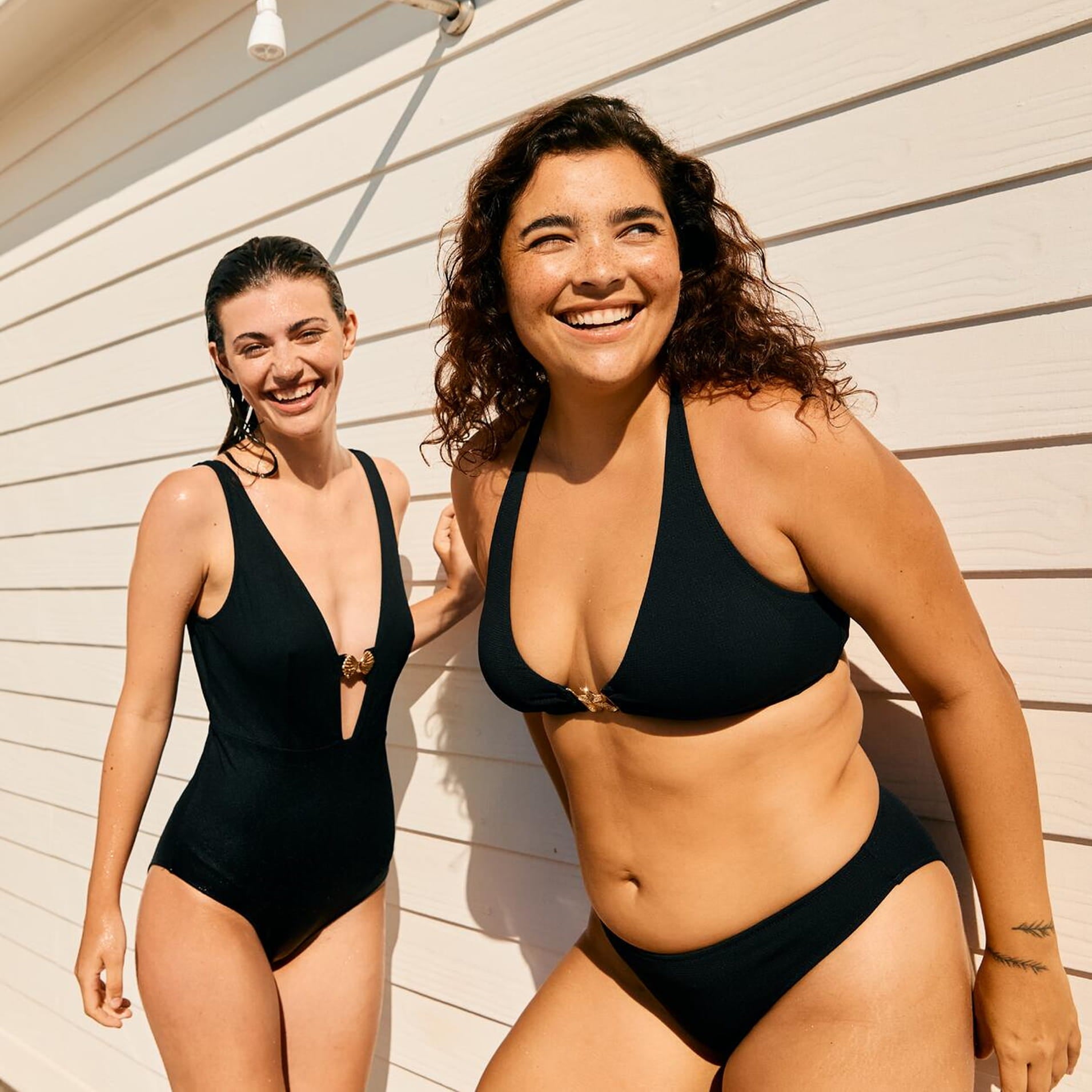 Tuffati nell'estate con i nostri costumi da bagno ☀️